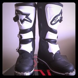 Alpinestar Tech 1 mx boot